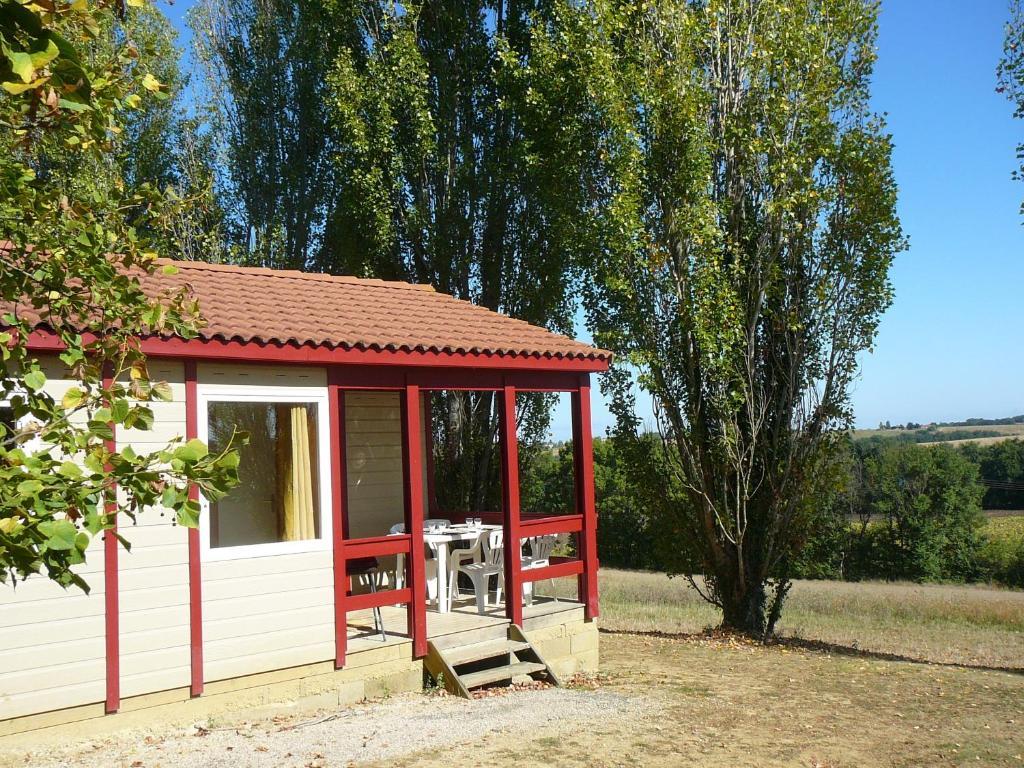 三剑客小屋酒店 米尔普瓦 外观 照片